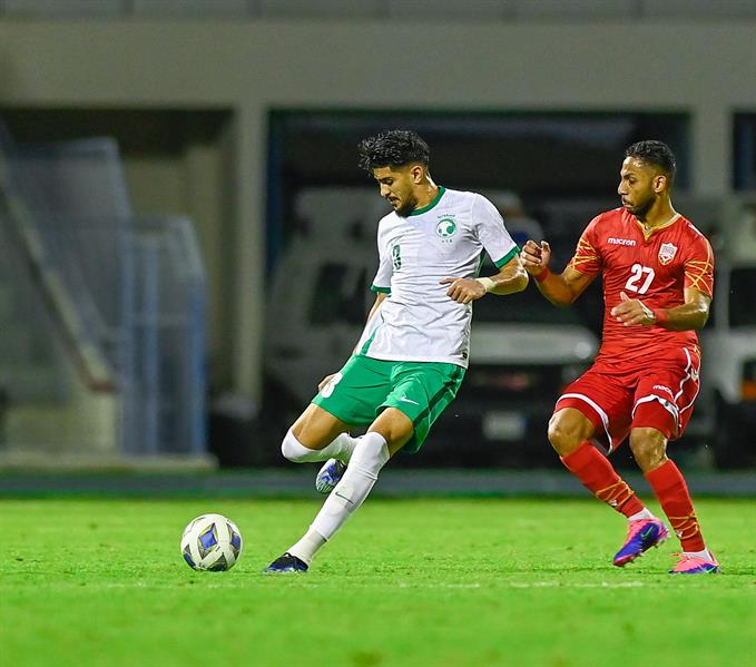 الأخضر الأولمبي يتأهل لنصف نهائي بطولة غرب آسيا بثلاثية أمام البحرين (صور) الأخضر الأولمبي يتأهل لنصف نهائي بطولة غرب آسيا بثلاثية أمام البحرين (صور)