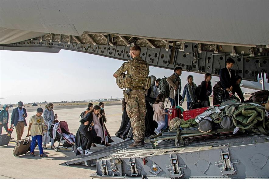 إجلاء إرهابيين