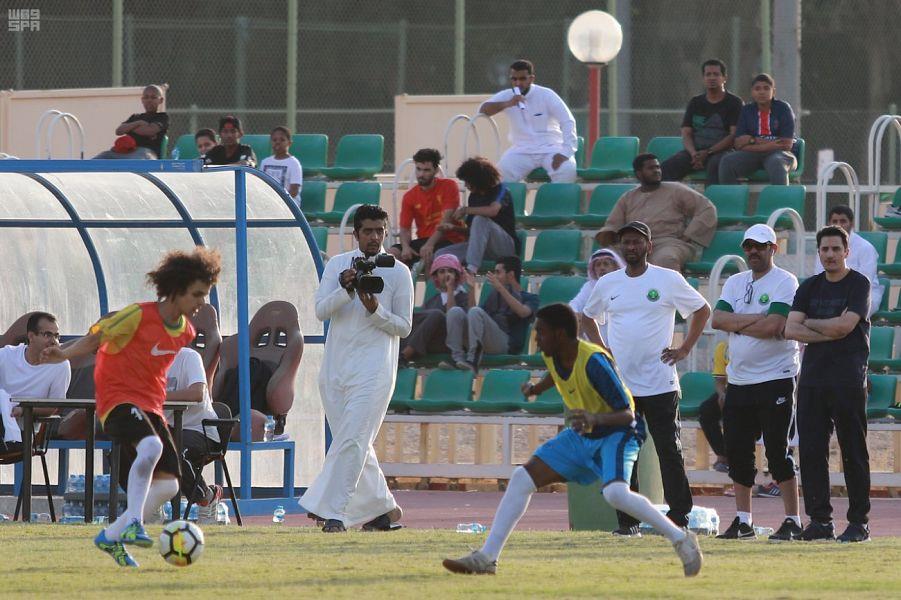 بدء استقطاب المواهب الكروية من المقيمين مواليد المملكة بالرياض (صور)