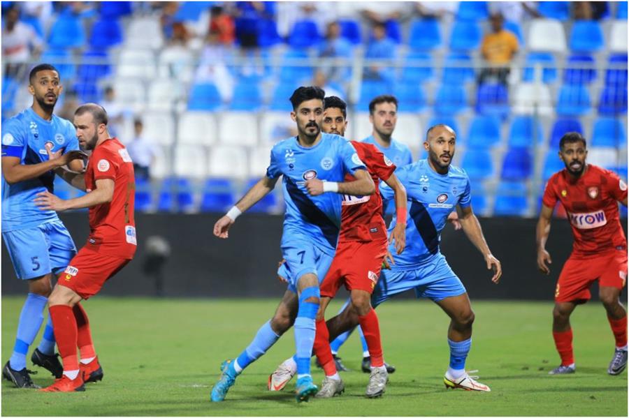 الباطن يبتعد عن ثلاثي الهبوط بثنائية في مرمى ضمك 