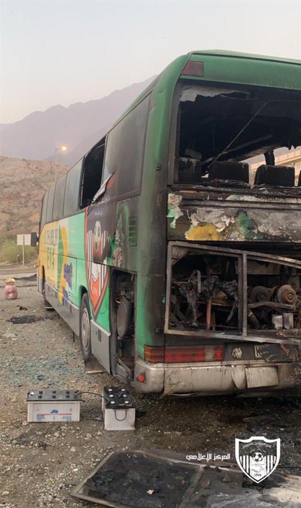 حريق حافلة نادي التسامح في طريقها لاستقبال ناشئي 