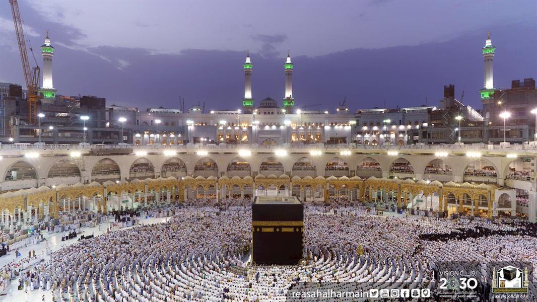 صور مهيبة للأجواء الإيمانية بالحرم المكي تلتقطها عدسات رئاسة شؤون الحرمين صور مهيبة للأجواء الإيمانية بالحرم المكي تلتقطها عدسات رئاسة شؤون الحرمين