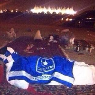 جماهير الهلال تبيت ليلتها عند استاد الملك فهد