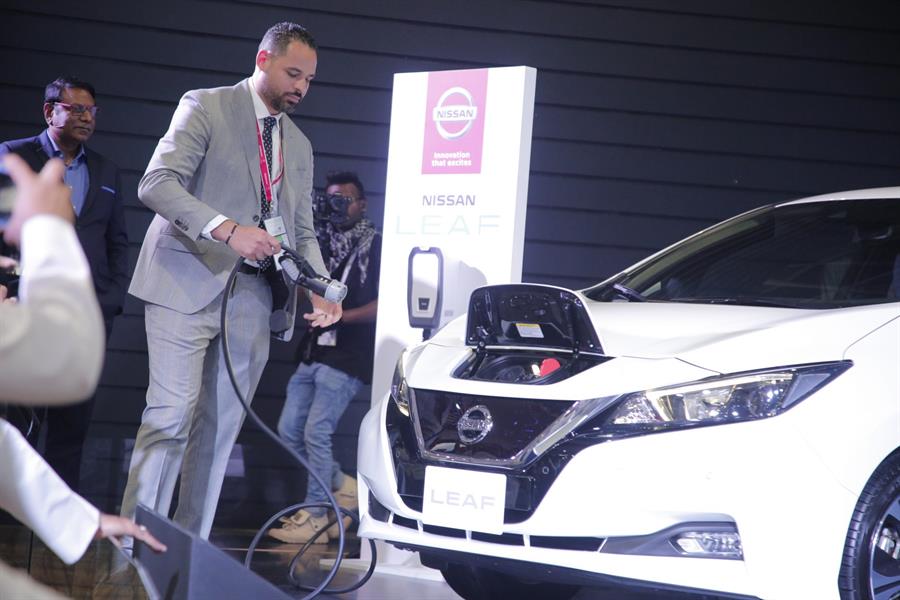 السيارة السيارة