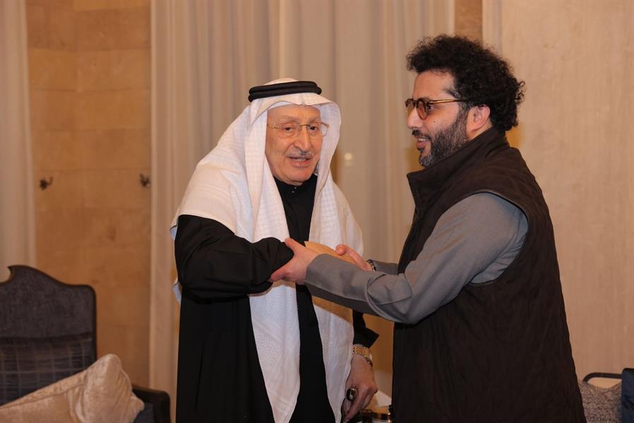 تركي آل الشيخ يلتقي عدداً من الفنانين العرب المشاركين في ليلة 