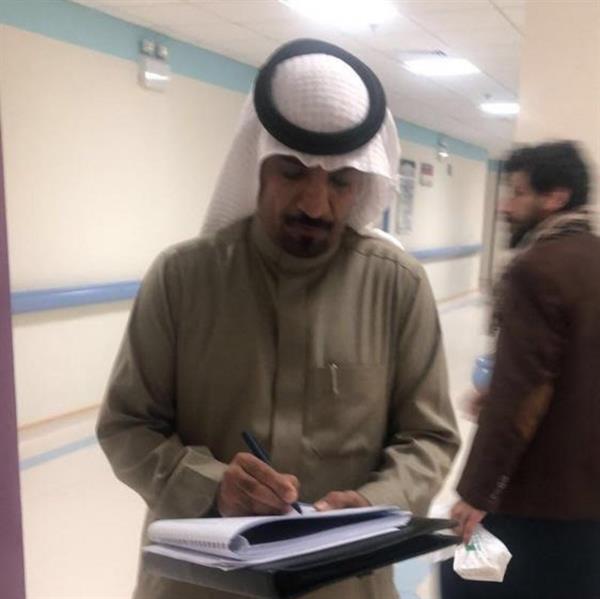 إعفاء قيادات صحية وإحالة عشرات الموظفين للتحقيق بعد جولات سرية لمدير 