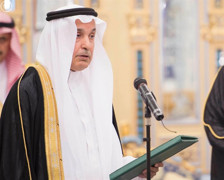بالصور.. سفراء جدد يؤدون القسم أمام خادم الحرمين .. وتعيين السبهان سفيراً في العراق بالصور.. سفراء جدد يؤدون القسم أمام خادم الحرمين .. وتعيين السبهان سفيراً في العراق