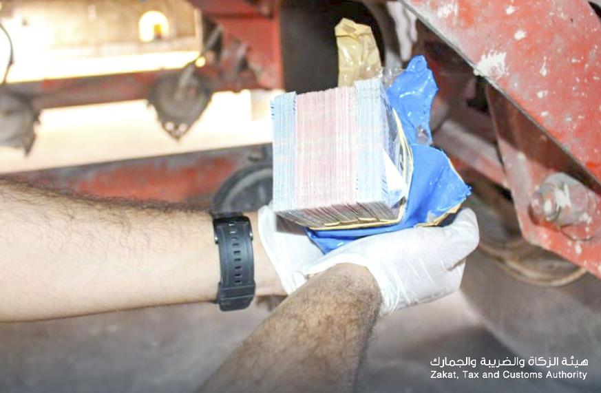 تهريب اموال