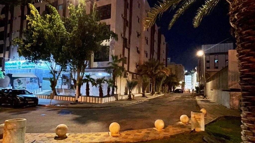  إزالة إحداثات شارع بمخطط الزاهر