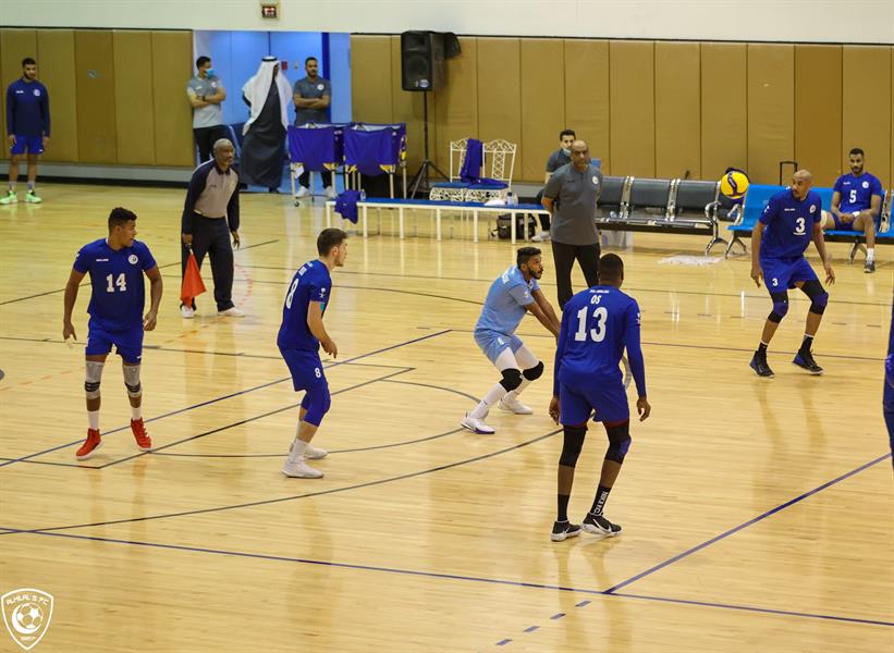 الهلال يتوج بدوري الطائرة