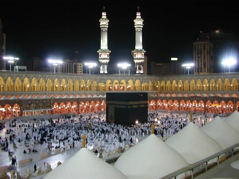 موعد صلاة الفجر بالمدينة المنورة اليوم