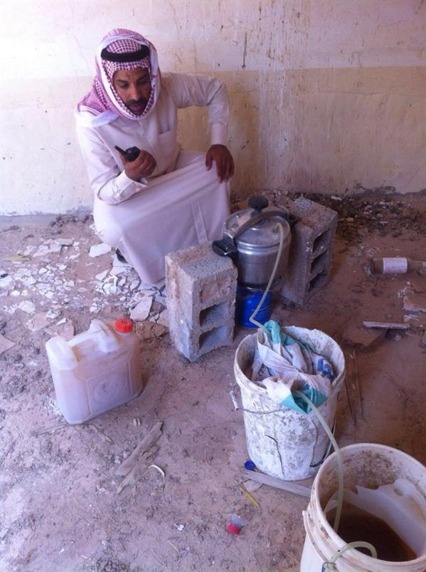 ضبط مصنع للخمور بقرية العليا