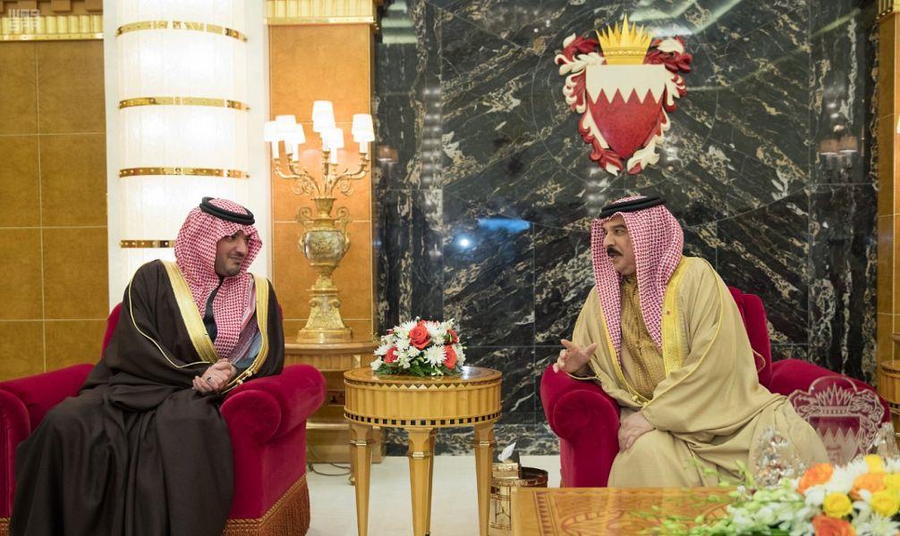 ملك البحرين يستقبل وزير الداخلية ملك البحرين يستقبل وزير الداخلية