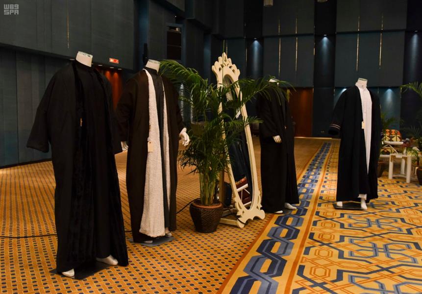 افتتاح معرض نسائي للأزياء الشتوية بقصر الثقافة في الرياض