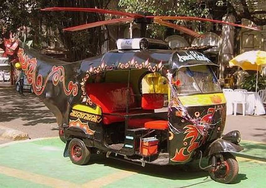 التوك توك الطائر