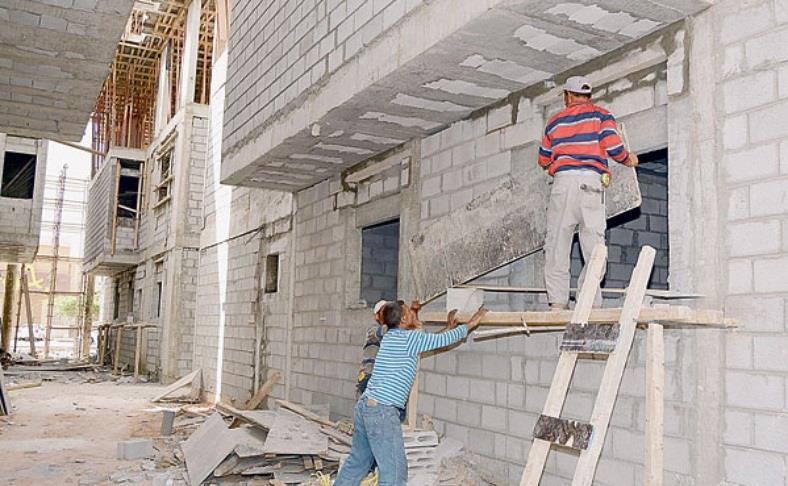 أخبار 24 الكهرباء تنفذ 100 ألف زيارة لـ 52 ألف مبنى تحت الإنشاء