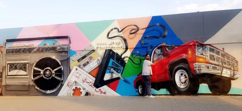 رسام سعودي يحترف الرسم الغرافيتي.. ويتحدث عن تجربته رسام سعودي يحترف الرسم الغرافيتي.. ويتحدث عن تجربته