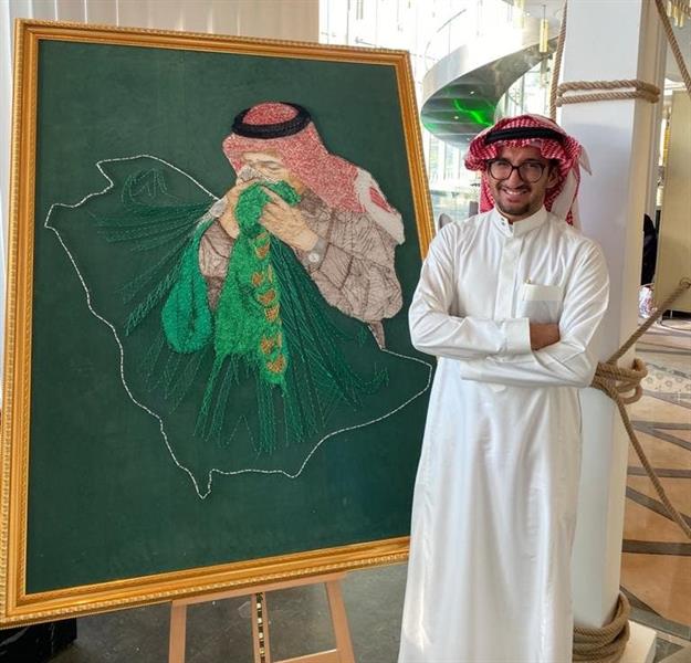 صاحب لوحة الخيوط والمسامير للملك سلمان يكشف التغيير الوحيد عن الصورة الأصلية 