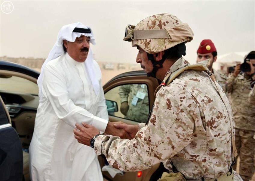 وزير الحرس الوطني يزور قوات الحرس الوطني المشاركه في رعد الشمال