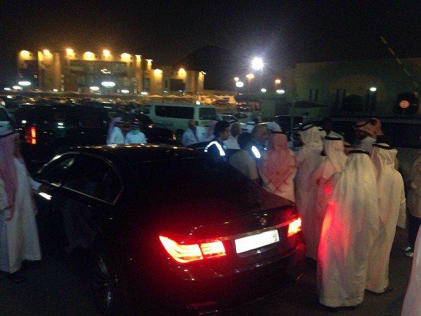  فقيه يتفقد مستشفيي 