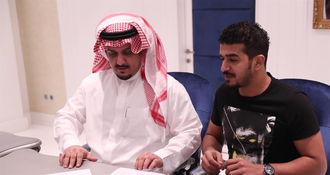 الهلال يوقع مع الحارس المعيوف لمدة موسمين