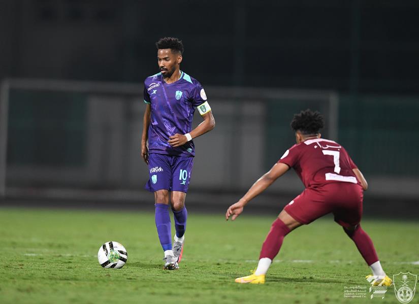 الأهلي يفوز وديًا بثلاثية أمام جدة (صور) الأهلي يفوز وديًا بثلاثية أمام جدة (صور)
