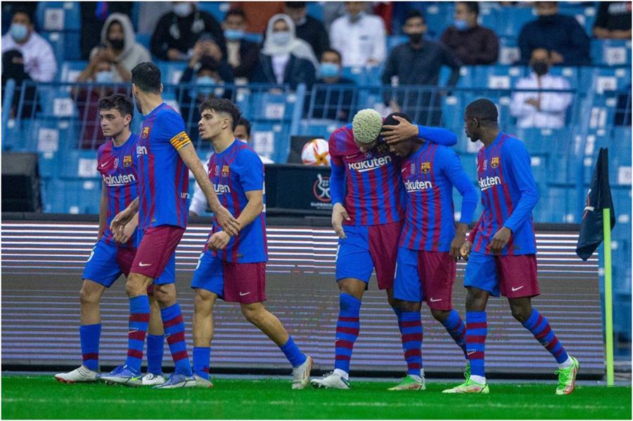 ريال مدريد يتأهل لنهائي السوبر الإسباني بثلاثية مُثيرة أمام برشلونة