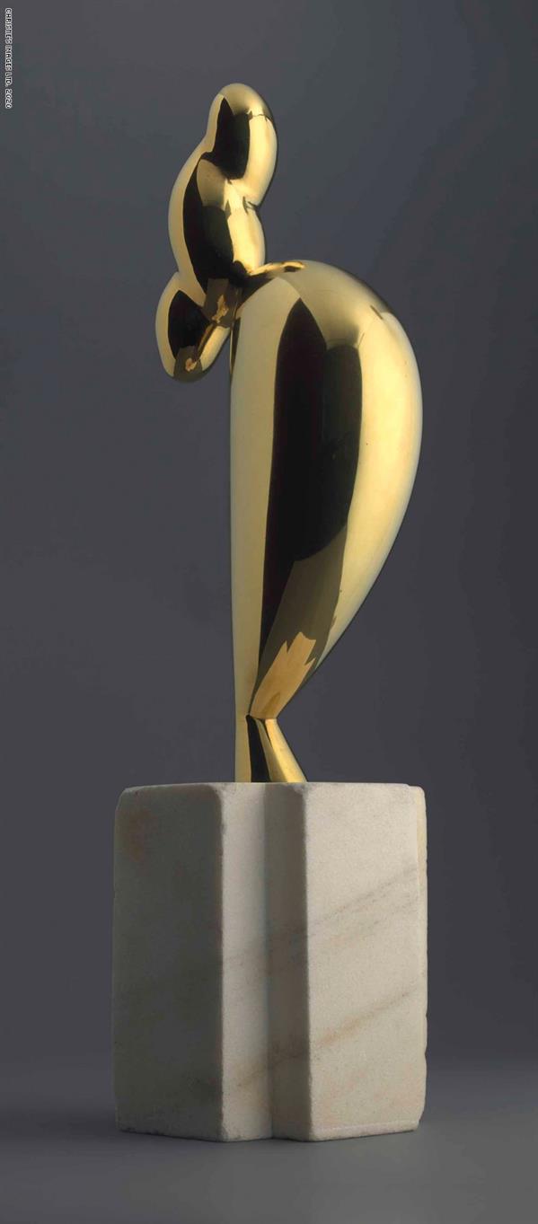 منحوتة "La jeune fille sophistiquée"، للنحات كونستانتين برانكوشي بين عامي 1928و1932 منحوتة "La jeune fille sophistiquée"، للنحات كونستانتين برانكوشي بين عامي 1928و1932