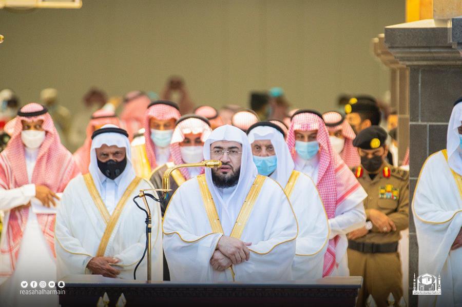 صلاة وخطبة عيد الأضحى من المسجد الحرام 