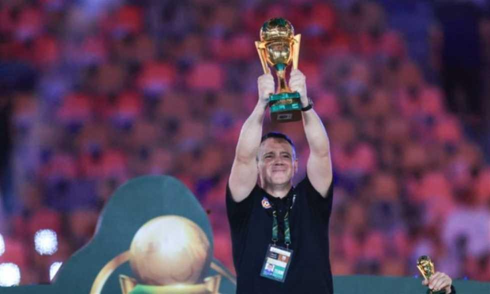 الاخضر الاخضر