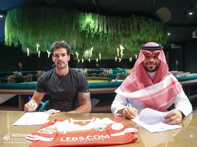 بموسيقى وفيديو درامي طريف.. الوحدة يعلن تمديد عقد مدافعه 