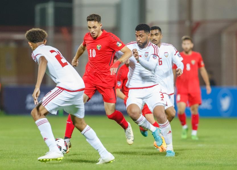الإمارات تخطف تعادلاً قاتلاً أمام الأردن في كأس العرب تحت 20 عامًا الإمارات تخطف تعادلاً قاتلاً أمام الأردن في كأس العرب تحت 20 عامًا