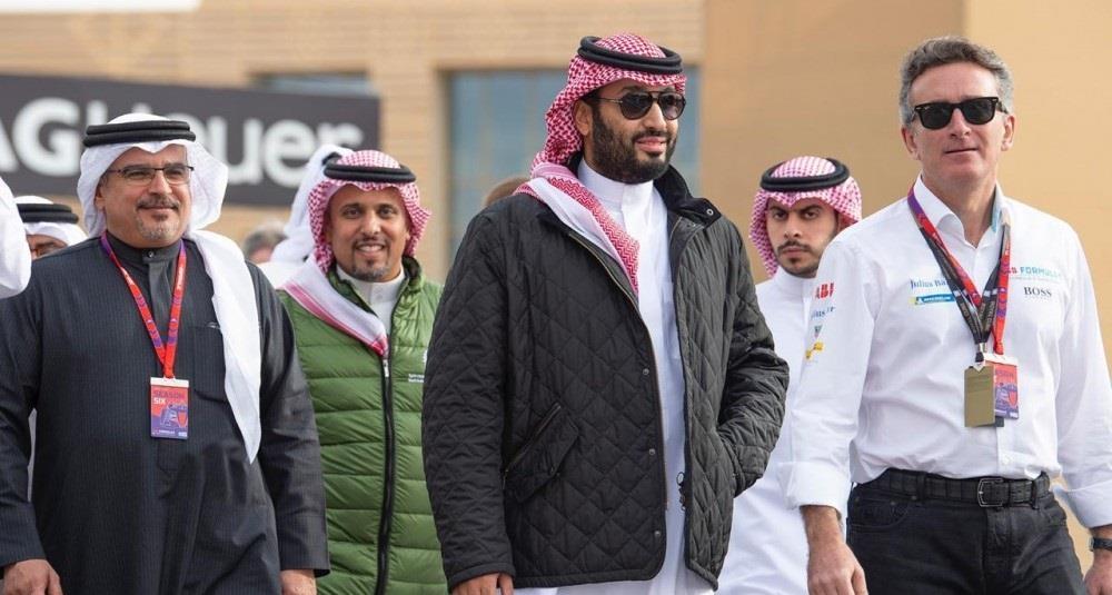 بالصور .. ولي العهد يشهد انطلاقة الجولة الافتتاحية لبطولة بالصور .. ولي العهد يشهد انطلاقة الجولة الافتتاحية لبطولة