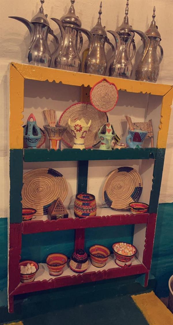 مواطن يتكفل بترميم أحد قصور الدولة السعودية الأولى على نفقته (صور) 