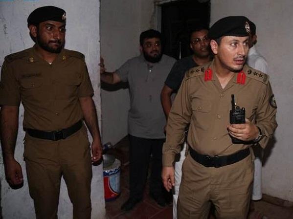 بالصور.. حملة أمنية بجدة تطيح بـ 250 مخالفاً لأنظمة الإقامة والعمل