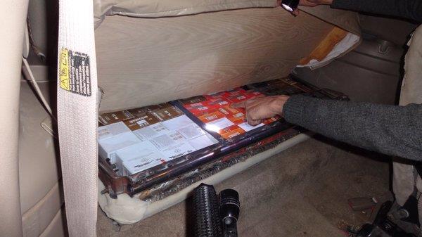 الجمارك تحبط محاولة تهريب كمية من الذخائر وبندقية شوزن