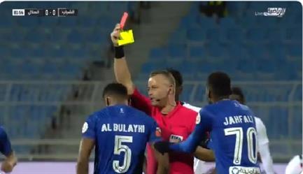 أخبار 24 بالفيديو لحظة طرد لاعب الهلال علي البليهي