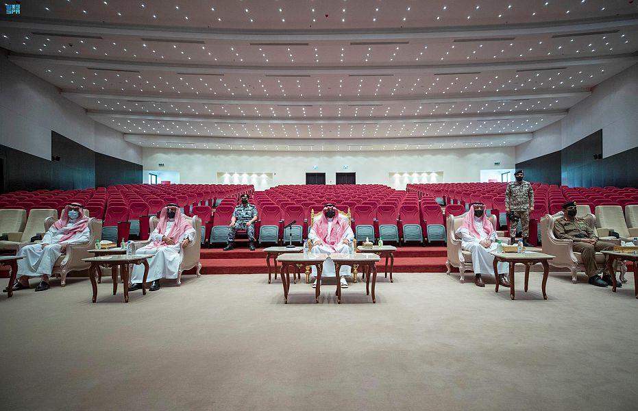وزير الداخلية يدشن المدينة الأمنية للقوات الخاصة لأمن الحج والعمرة في الجموم وزير الداخلية يدشن المدينة الأمنية للقوات الخاصة لأمن الحج والعمرة في الجموم