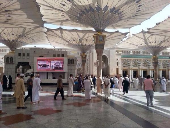 شاشات المسجد النبوي