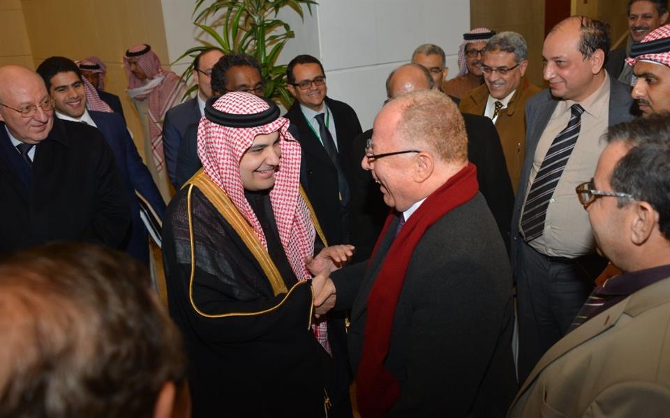 وزير الثقافة والإعلام يقيم حفل عشاء تكريماً لوزير الثقافة المصري