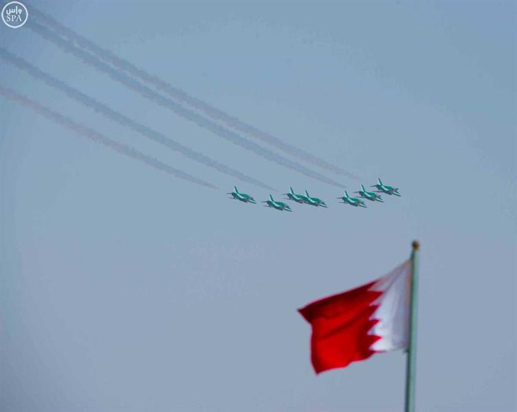 لقطات مميزة من العرض العسكري الختامي لتمرين رعد الشمال