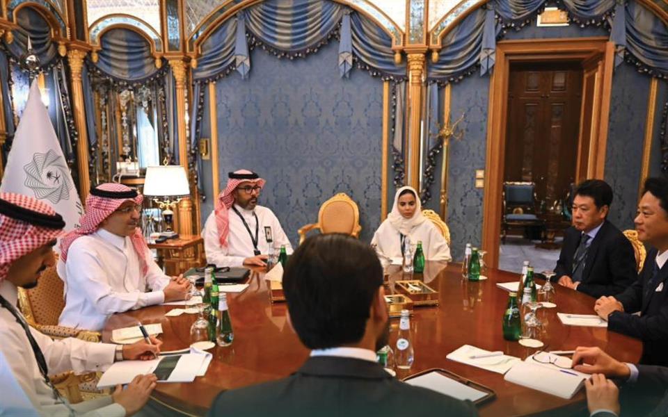 وزير المالية يلتقي نظيره التركي وعدداً من الخبراء الدوليين على هامش مبادرة وزير المالية يلتقي نظيره التركي وعدداً من الخبراء الدوليين على هامش مبادرة