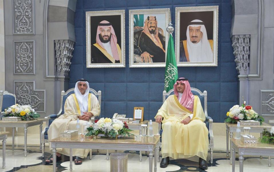 نائب رئيس مجلس الوزراء وزير الداخلية بدولة الإمارات العربية المتحدة يصل إلى جدة