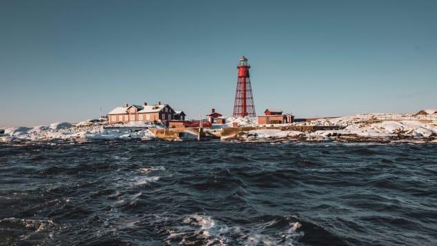 ممرضة سويدية قضت أسبوعًا وحيدة على جزيرة معزولة تروي تجربتها