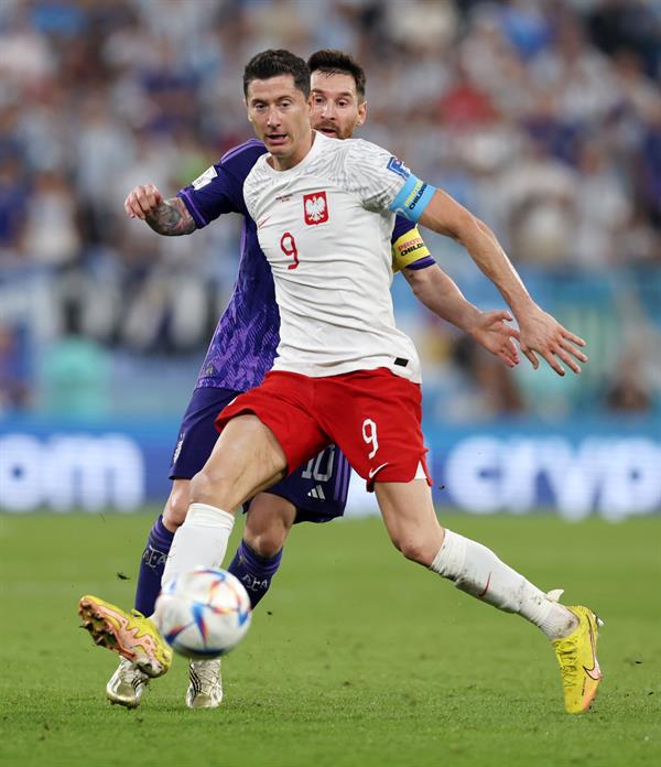 مباراة المنتخب الأرجنتيني أمام نظيره البولندي
