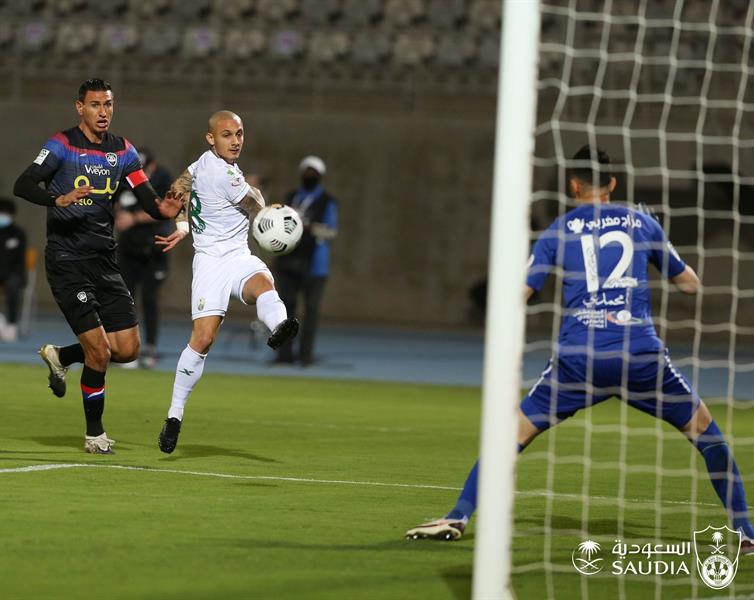 مباراة الأهلي وأبها