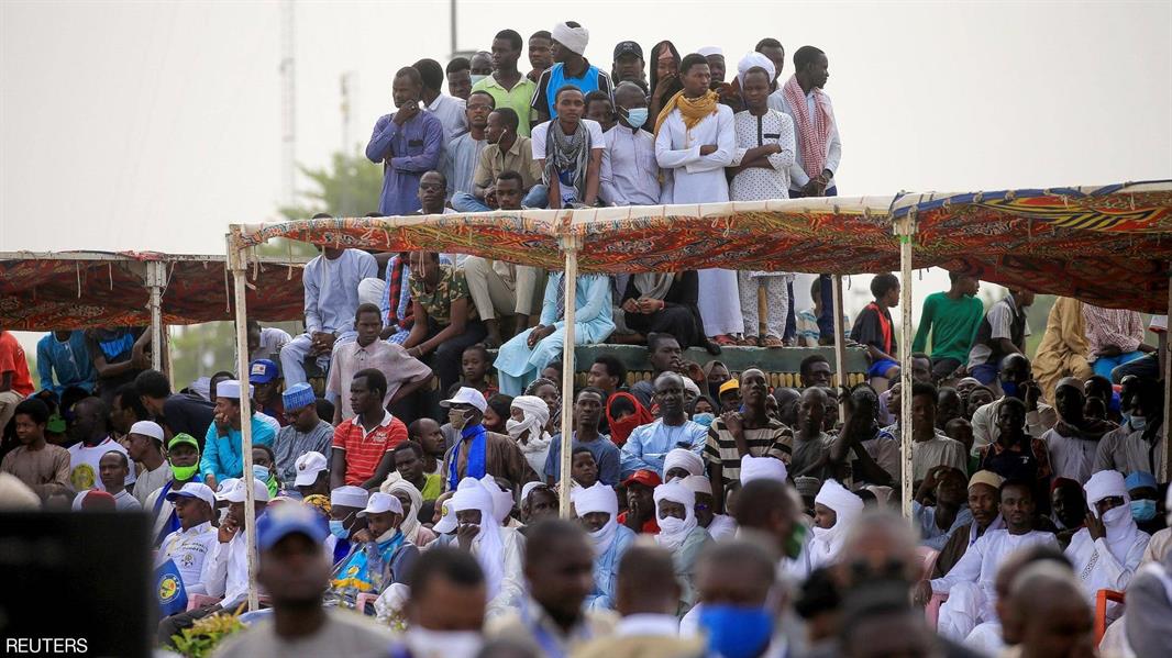 تشاد تشيّع جنازة رئيسها بعد أيام من مقتله