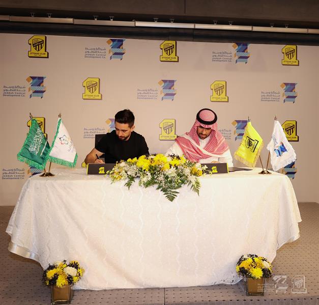 رسميًا.. الاتحاد يُجدد تعاقده مع إيغور كورنادو (صور)