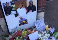 بالصور.. أمريكيون يشاركون في عزاء 