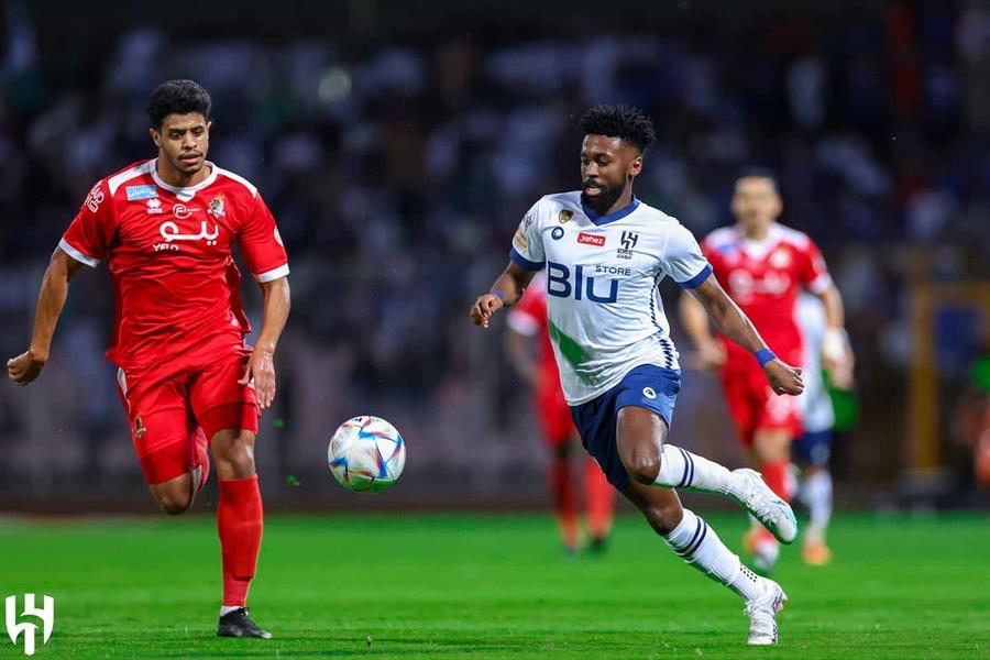 مباراة سابقة بين الهلال والوحدة